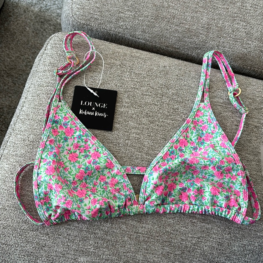 Kulanis Kinis bikini top Sweat Pea color size XL new with tags attached